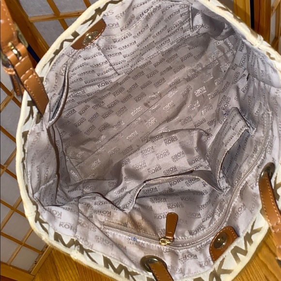 MK Beige Tote - Picture 3 of 5